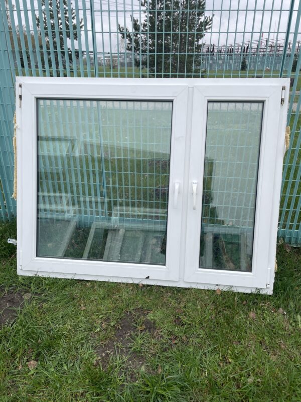 PVC aken 2x klaas 148x115