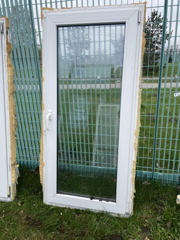 PVC aken 2x klaas 75x157