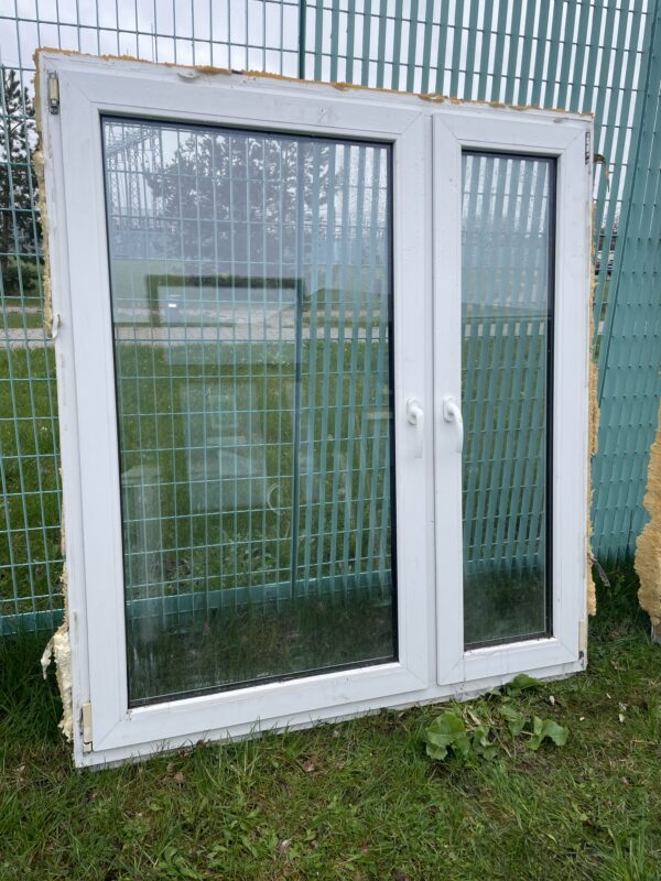 PVC aken 2x klaas 139x155