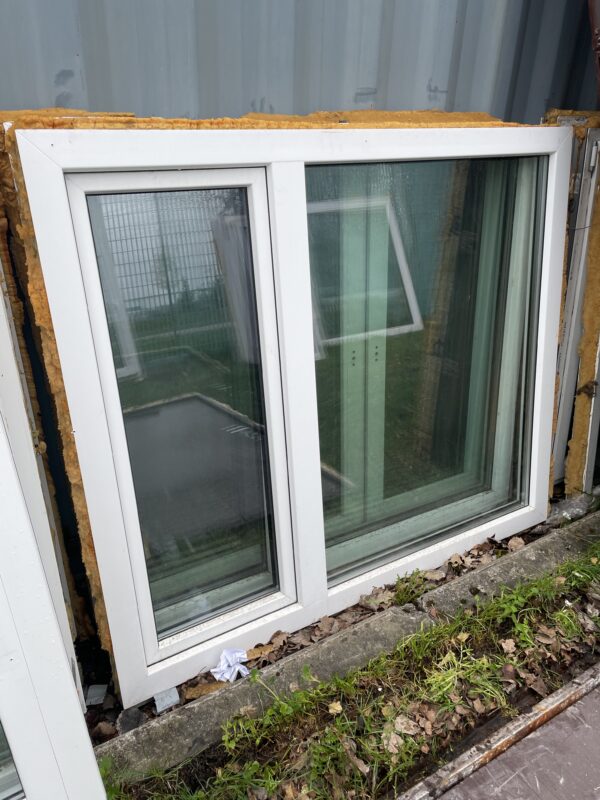 PVC aken 3x klaas 160x137