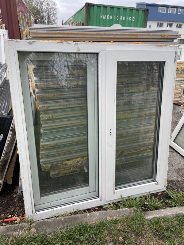 PVC aken 2x klaas 130x134