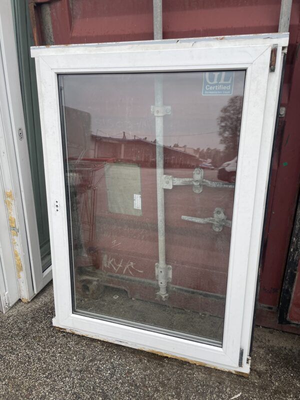 PVC aken 2x klaas 104x141