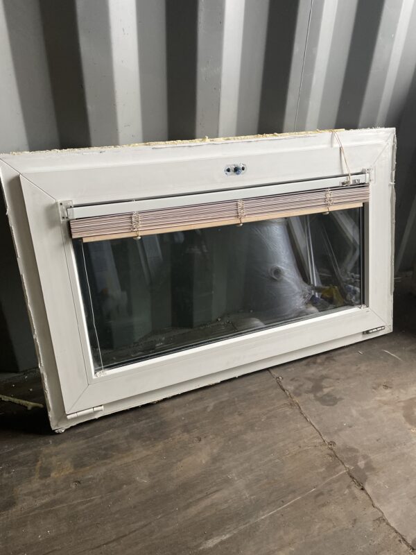 PVC aken 2x klaas 113x68