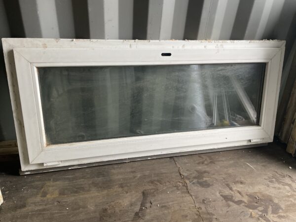 PVC aken 2x klaas 143x61