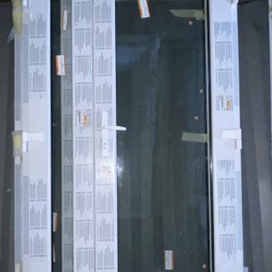 Uks aknaga 2x klaas 130x200