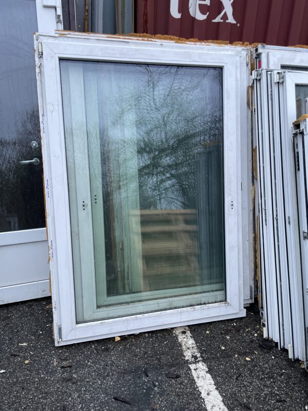 PVC aken 2x klaas 121x172
