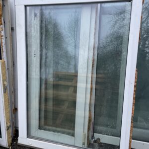 PVC aken 2x klaas 104x139