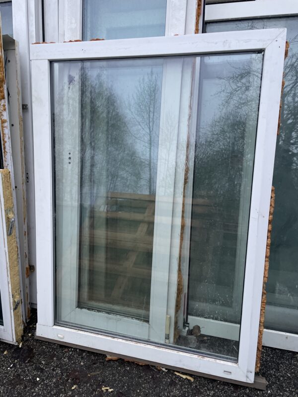 PVC aken 2x klaas 104x139