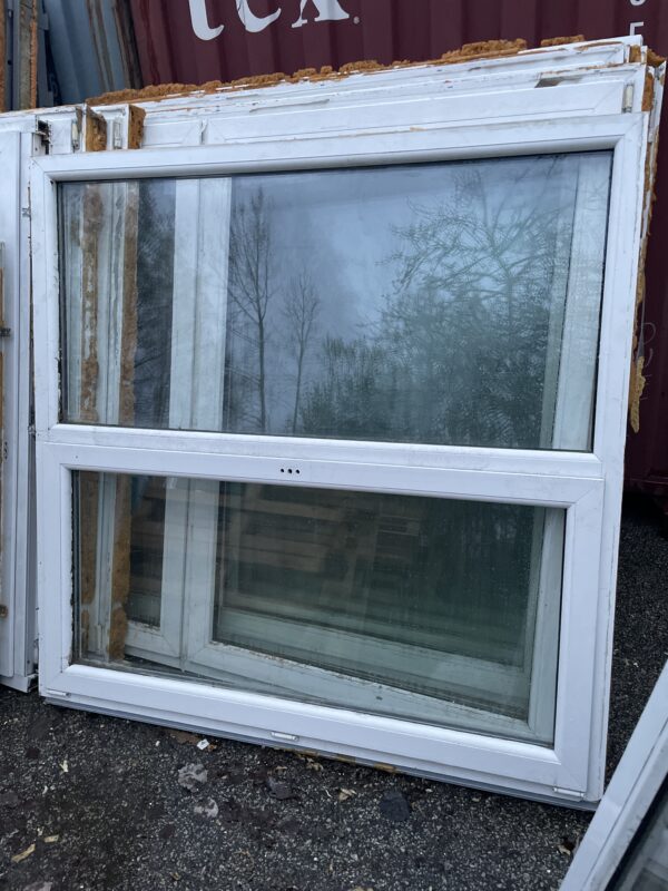 PVC aken 2x klaas 160x158