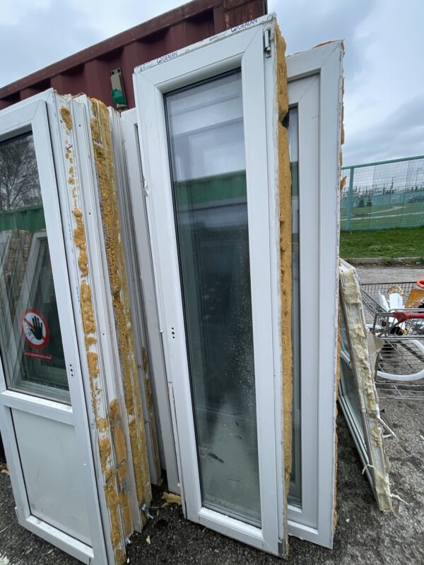 PVC aken 2x klaas 55x220