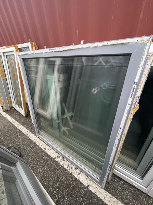 PVC aken 3x klaas 133x140