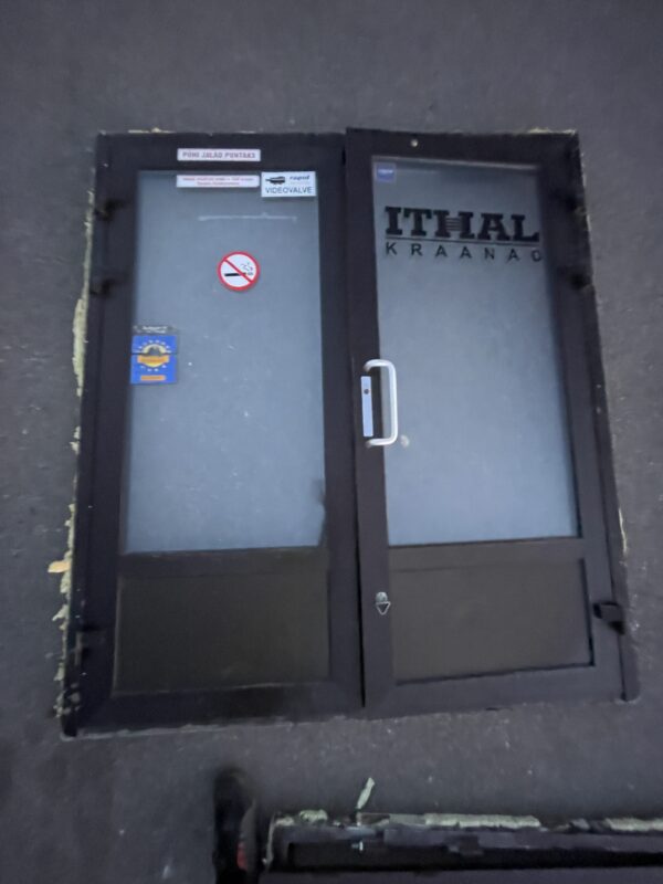 Raud uks 185x205