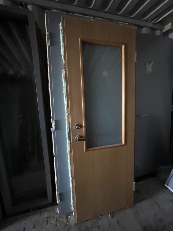 Puit Uks 73x199