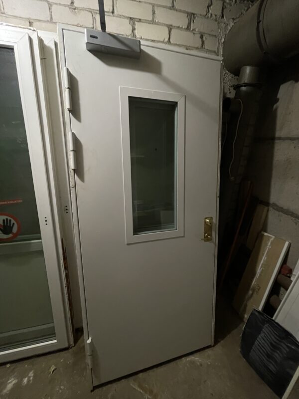 Raud uks EI30 96x208