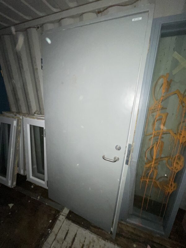 Puit uks 99x209