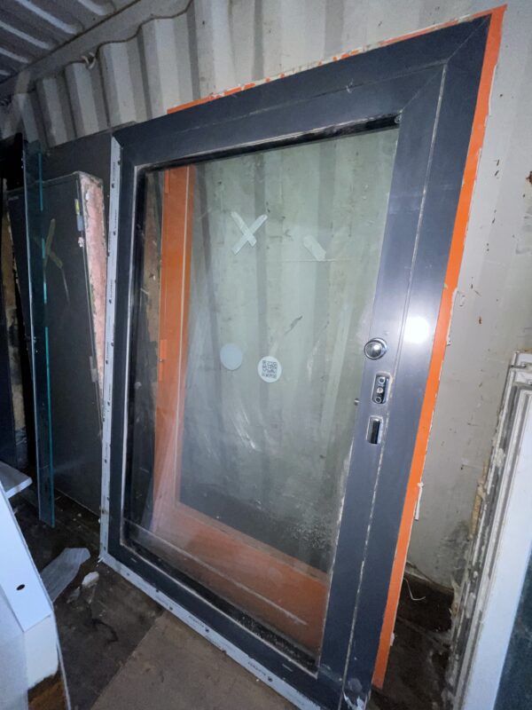 Uks 3x klaas 126x195