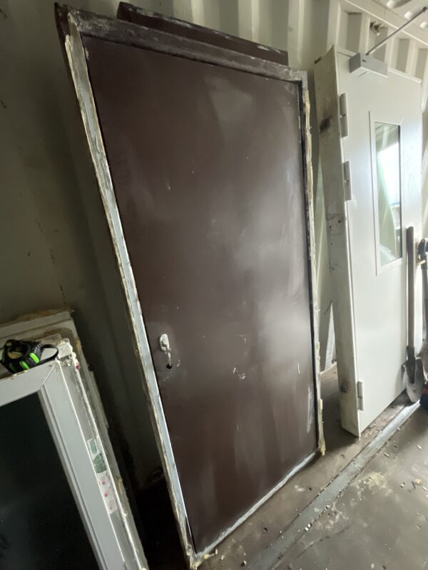 Metall uks 90x205