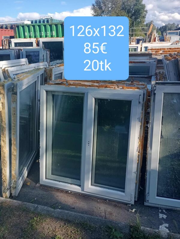 Pvc aken 126x132