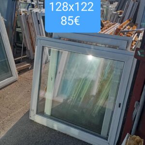 Pvc aken 128x122