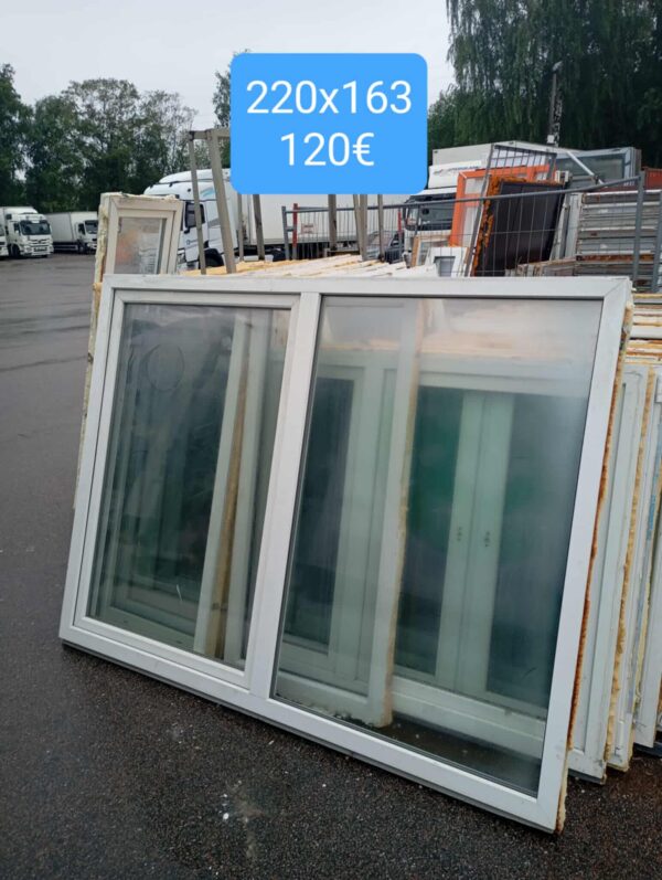 Pvc aken 220x163