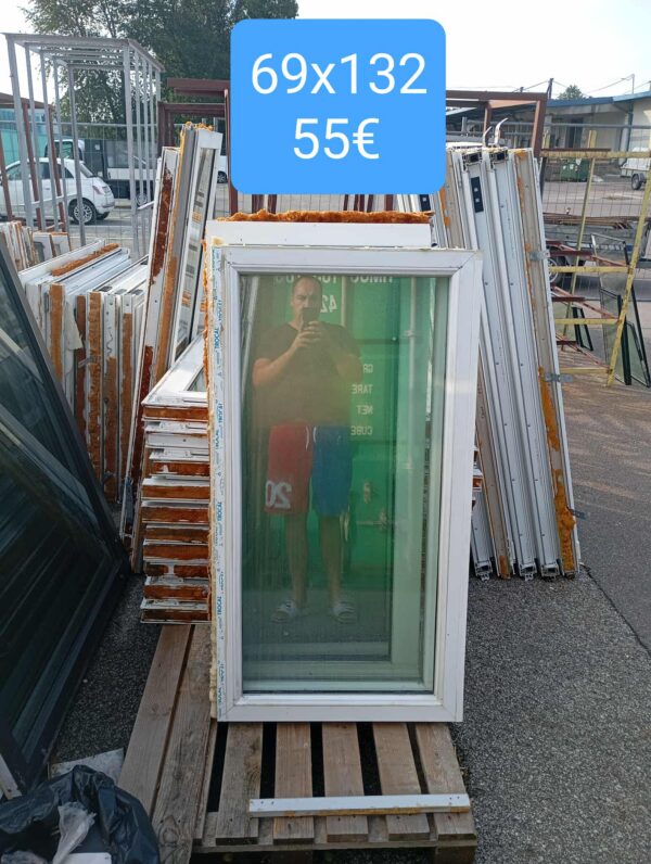 Pvc aken 69x132