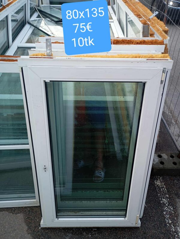 Pvc aken 82x135