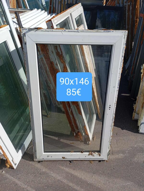 Pvc aken 90x146