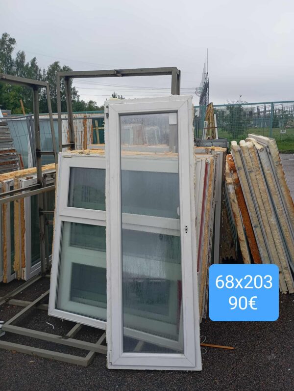 Pvc uks 68x203
